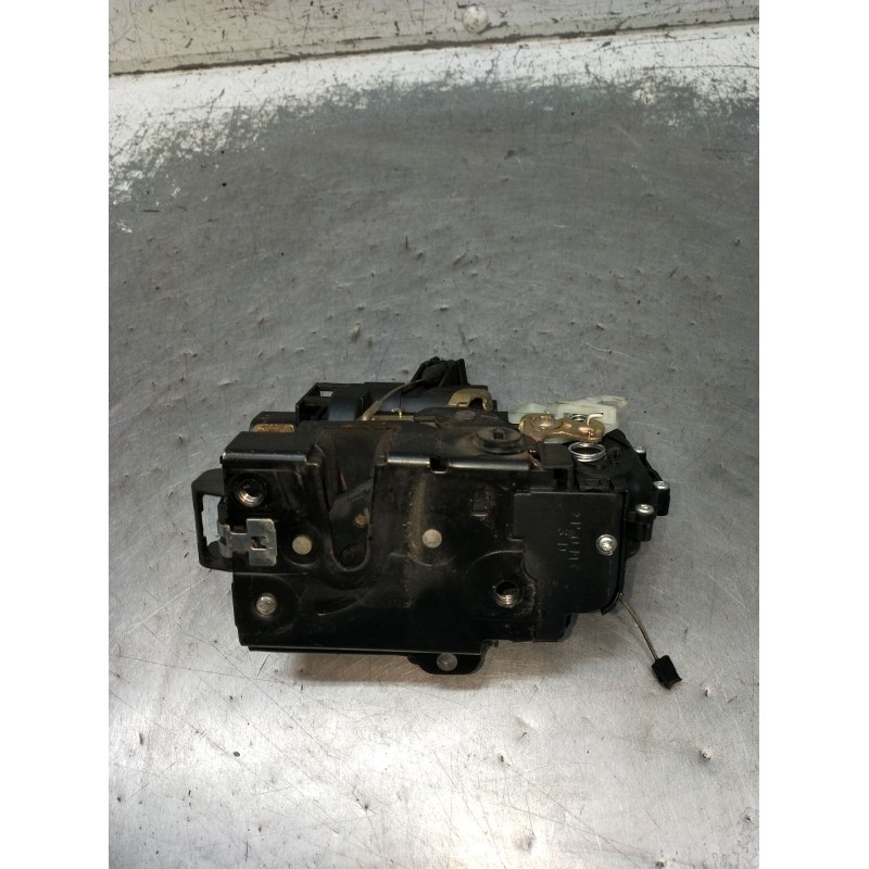 Recambio de motor cierre centralizado trasero derecho para skoda octavia i (1u2) 1.6 referencia OEM IAM  4P 2000