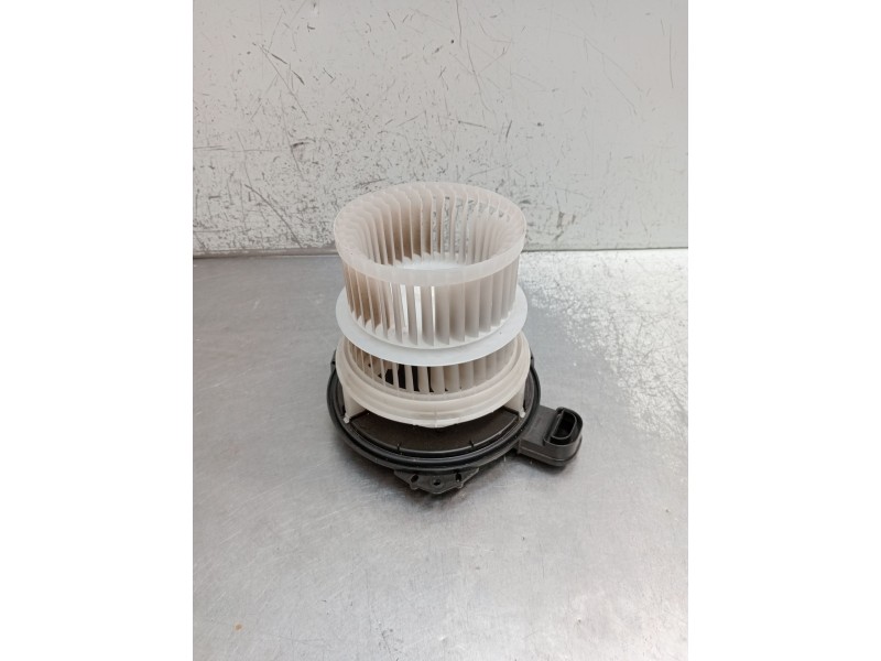 Recambio de motor calefaccion para toyota rav 4 v (_a5_, _h5_) 2.5 hybrid awd (axah54) referencia OEM IAM 02F19 5610 2022