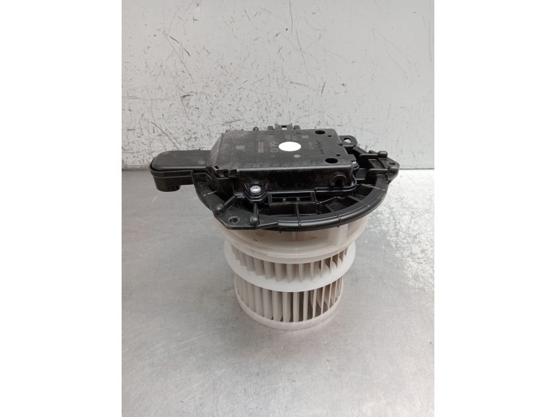 Recambio de motor calefaccion para toyota rav 4 v (_a5_, _h5_) 2.5 hybrid awd (axah54) referencia OEM IAM 02F19 5610 2022