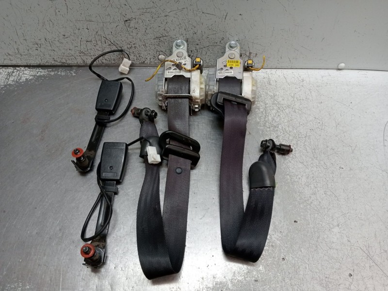 Recambio de juego cinturones delantero para ssangyong actyon sports xdi 4wd referencia OEM IAM   2007 5P