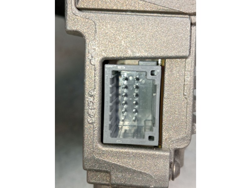 Recambio de modulo electronico para toyota rav 4 v (_a5_, _h5_) 2.5 hybrid awd (axah54) referencia OEM IAM 8646C0R090 10R058405 