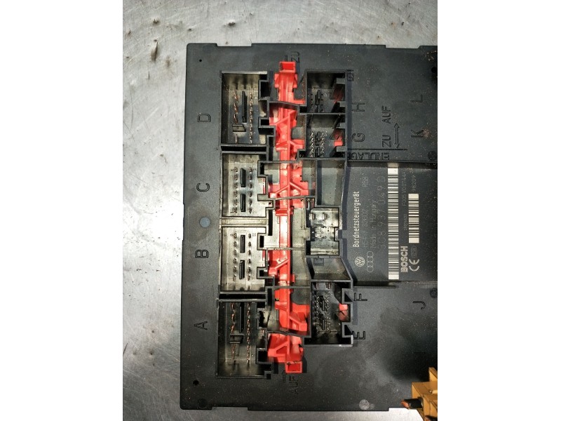 Recambio de modulo electronico para volkswagen touran (1t1, 1t2) 1.9 tdi referencia OEM IAM 3C8937049D 09376632 2007