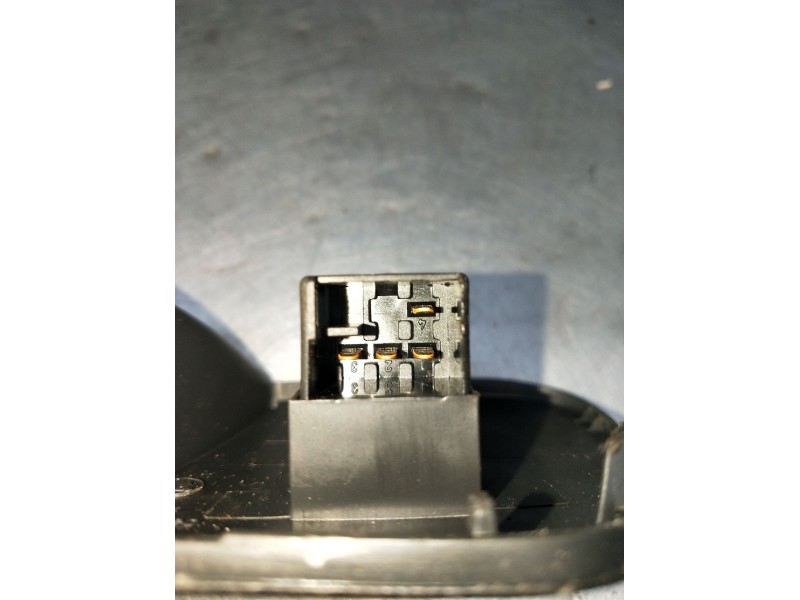 Recambio de mando elevalunas delantero derecho para skoda octavia i (1u2) 1.6 referencia OEM IAM 1U1867186C 4P 2000