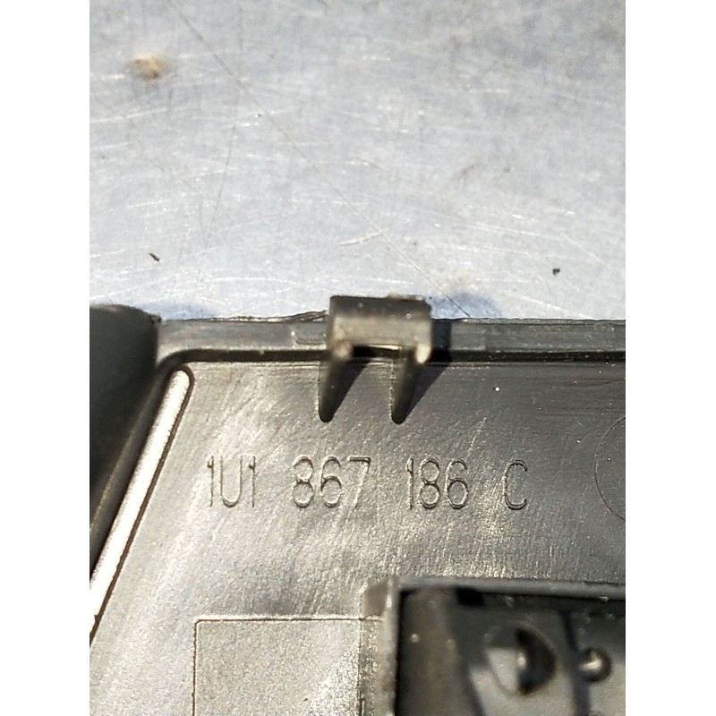 Recambio de mando elevalunas delantero derecho para skoda octavia i (1u2) 1.6 referencia OEM IAM 1U1867186C 4P 2000