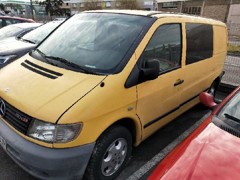 mercedes vito (w638) caja cerrada del año 2001