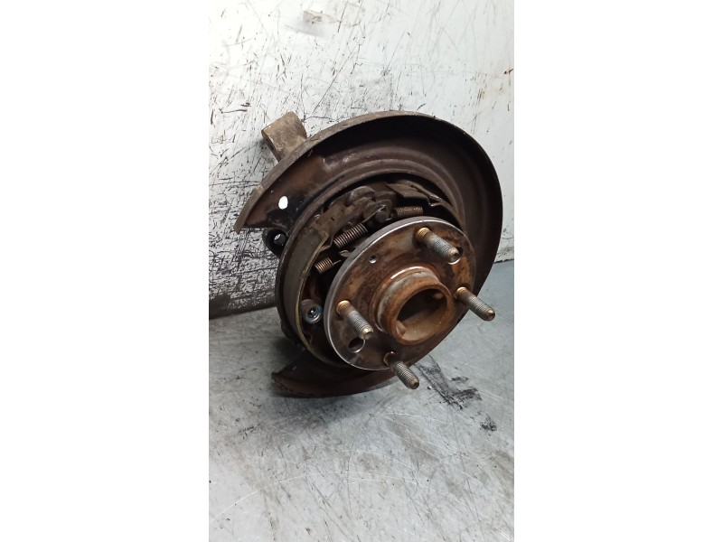 Recambio de mangueta trasera derecha para daewoo nubira sedán (j200) 1.6 referencia OEM IAM   03
