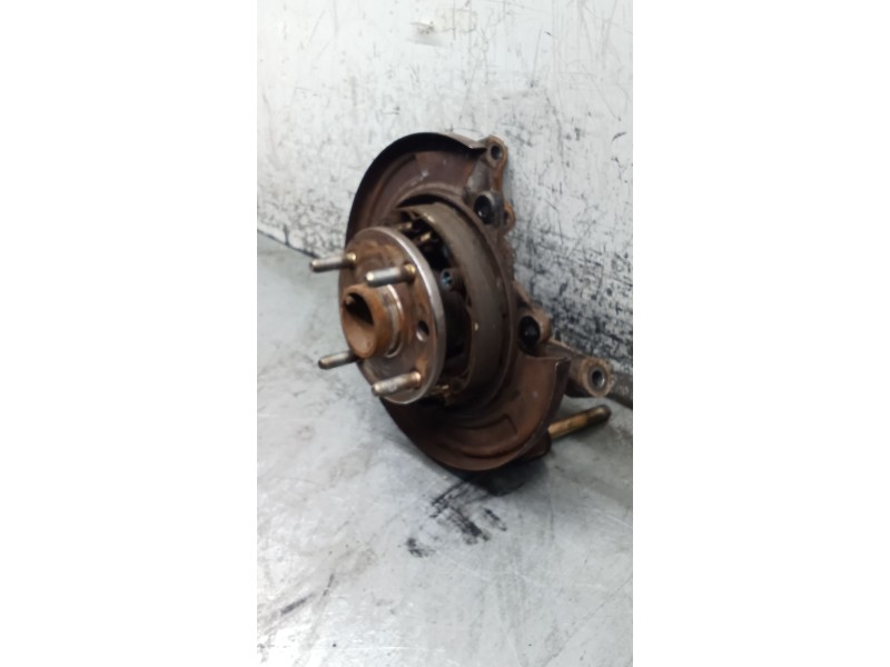 Recambio de mangueta trasera izquierda para daewoo nubira sedán (j200) 1.6 referencia OEM IAM   03