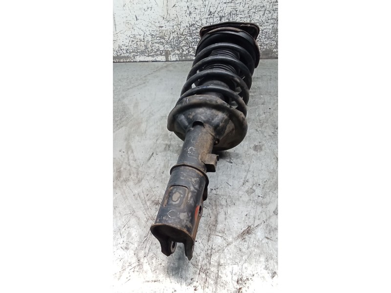 Recambio de amortiguador delantero derecho para hyundai atos (mx) 1.1 referencia OEM IAM   03