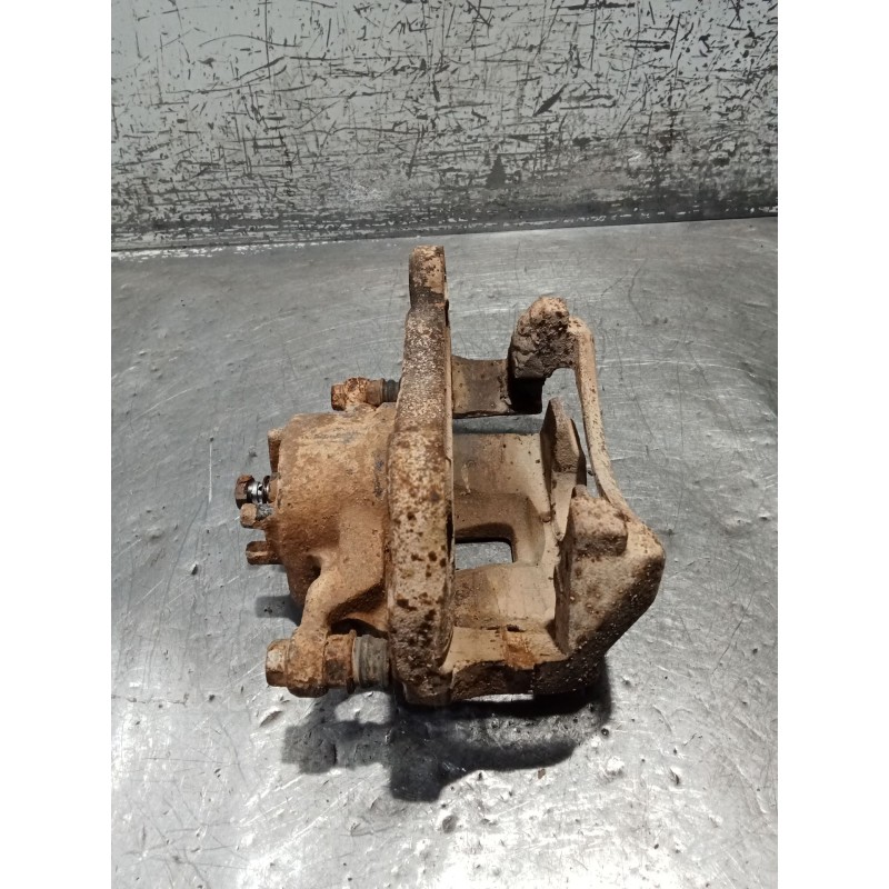 Recambio de pinza freno delantera derecha para mitsubishi l200 / triton (ka_t, kb_t) 2.5 di-d 4wd (kb4t) referencia OEM IAM   05