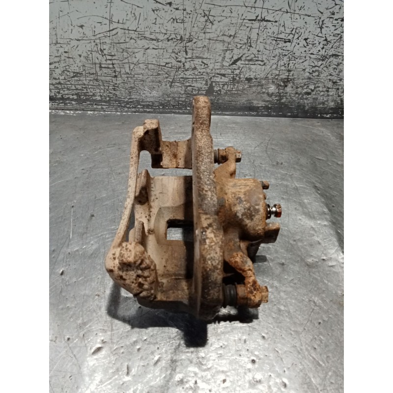 Recambio de pinza freno delantera derecha para mitsubishi l200 / triton (ka_t, kb_t) 2.5 di-d 4wd (kb4t) referencia OEM IAM   05