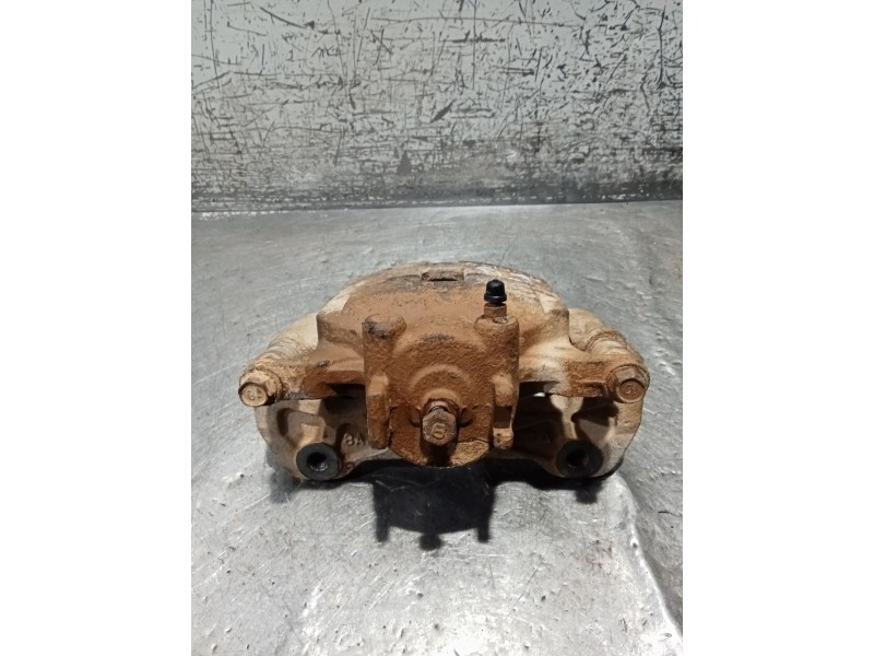 Recambio de pinza freno delantera izquierda para mitsubishi l200 / triton (ka_t, kb_t) 2.5 di-d 4wd (kb4t) referencia OEM IAM   