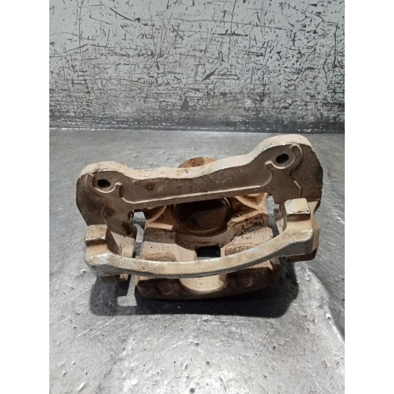Recambio de pinza freno delantera izquierda para mitsubishi l200 / triton (ka_t, kb_t) 2.5 di-d 4wd (kb4t) referencia OEM IAM   