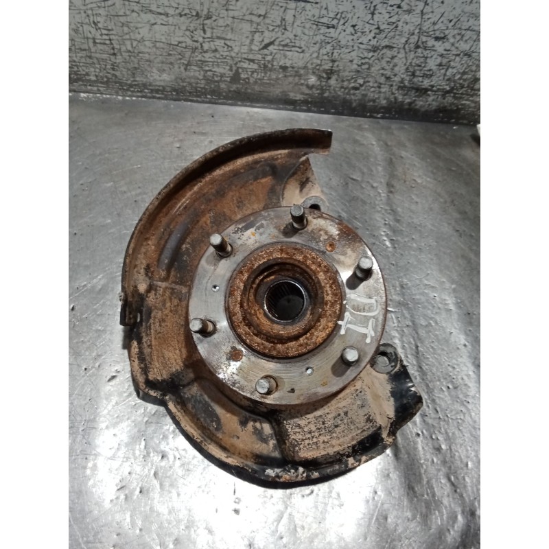 Recambio de mangueta delantera izquierda para mitsubishi l200 / triton (ka_t, kb_t) 2.5 di-d 4wd (kb4t) referencia OEM IAM   05