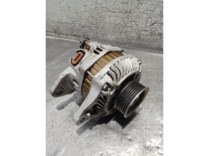 Recambio de alternador para mitsubishi l200 / triton (ka_t, kb_t) 2.5 di-d 4wd (kb4t) referencia OEM IAM   05