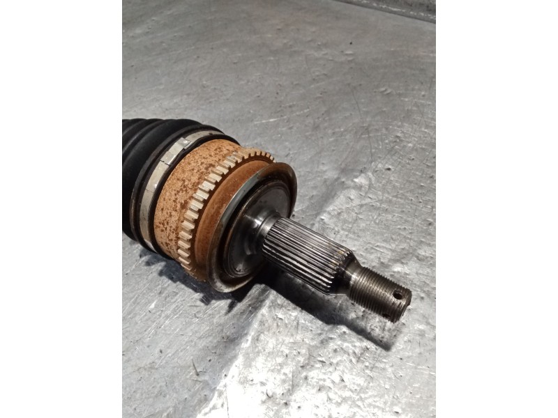 Recambio de transmision delantera derecha para mitsubishi l200 / triton (ka_t, kb_t) 2.5 di-d 4wd (kb4t) referencia OEM IAM   05