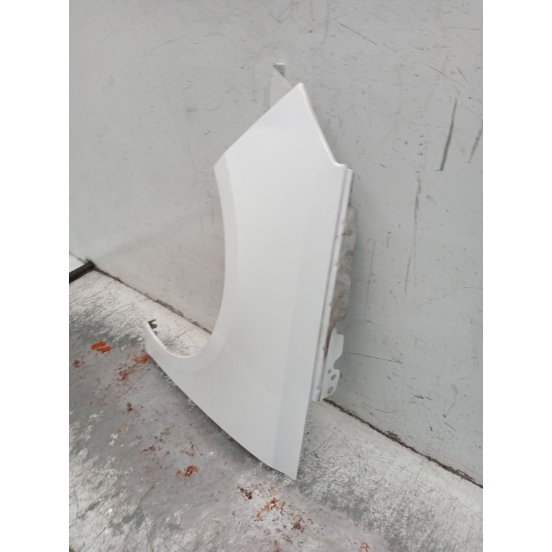 Recambio de aleta delantera izquierda para peugeot 308 ii (lb_, lp_, lw_, lh_, l3_) 1.5 bluehdi 130 referencia OEM IAM   