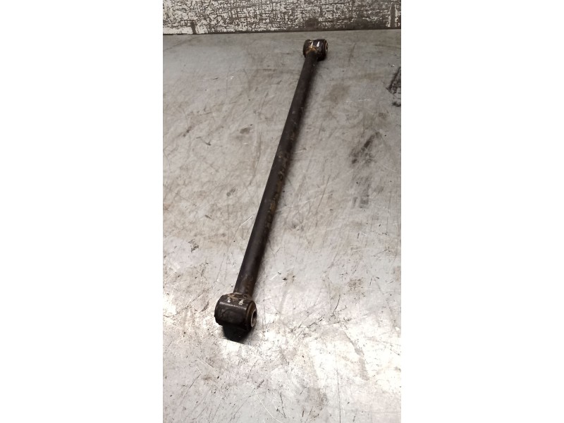 Recambio de brazo suspension inferior trasero derecho para daewoo nubira sedán (j200) 1.6 referencia OEM IAM  POSTERIOR 03