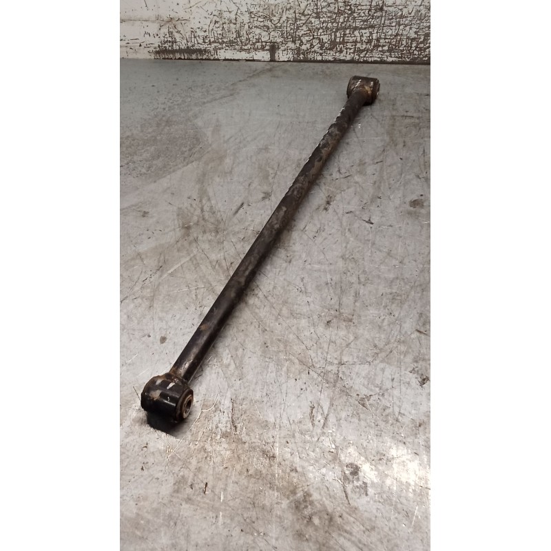 Recambio de brazo suspension inferior trasero izquierdo para daewoo nubira sedán (j200) 1.6 referencia OEM IAM  POSTERIOR 03