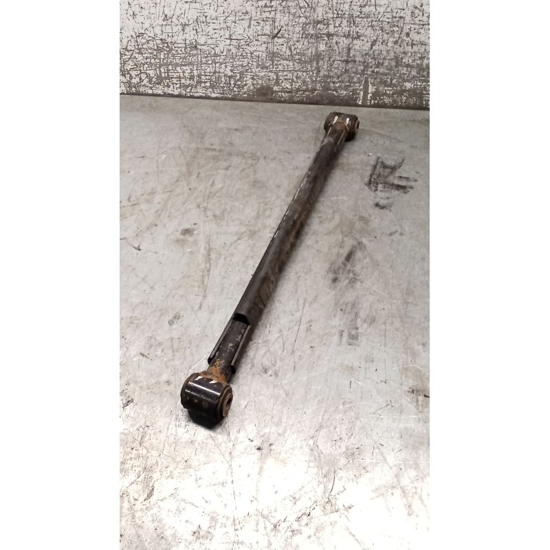 Recambio de brazo suspension inferior trasero izquierdo para daewoo nubira sedán (j200) 1.6 referencia OEM IAM  ANTERIOR 03