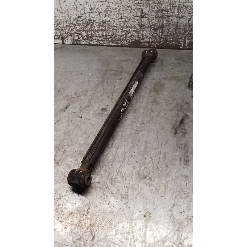 Recambio de brazo suspension inferior trasero izquierdo para daewoo nubira sedán (j200) 1.6 referencia OEM IAM  ANTERIOR 03