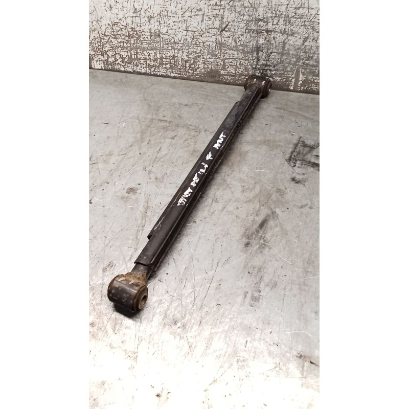 Recambio de brazo suspension inferior trasero derecho para daewoo nubira sedán (j200) 1.6 referencia OEM IAM  ANTERIOR 03
