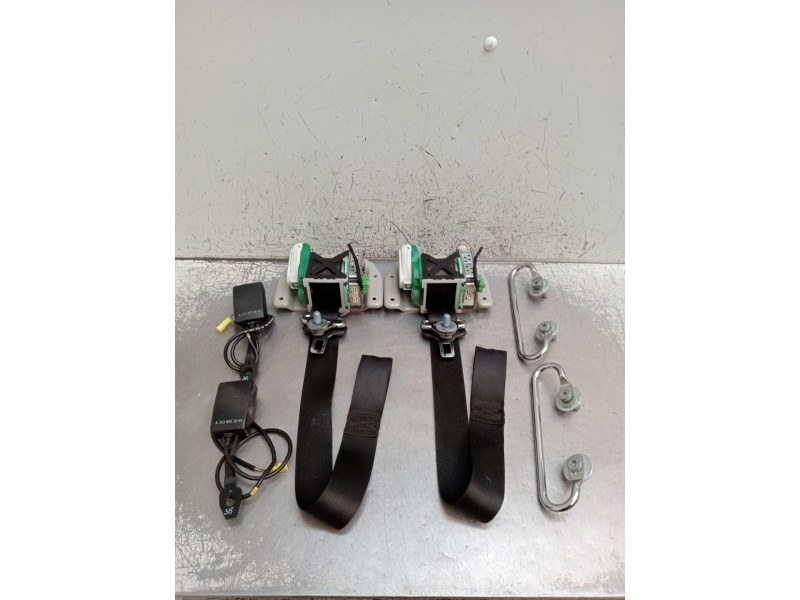 Recambio de kit airbag para mercedes-benz clk (c209) clk 320 cdi (209.320) referencia OEM IAM 0285001881  C209 2002