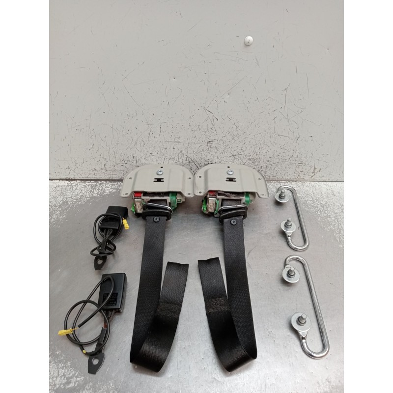 Recambio de kit airbag para mercedes-benz clk (c209) clk 320 cdi (209.320) referencia OEM IAM 0285001881  C209 2002
