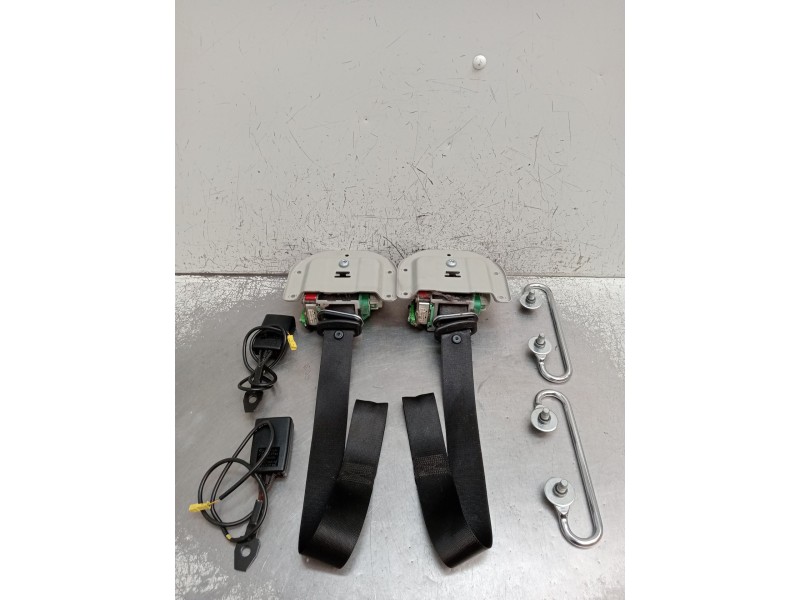 Recambio de kit airbag para mercedes-benz clk (c209) clk 320 cdi (209.320) referencia OEM IAM 0285001881  C209 2002