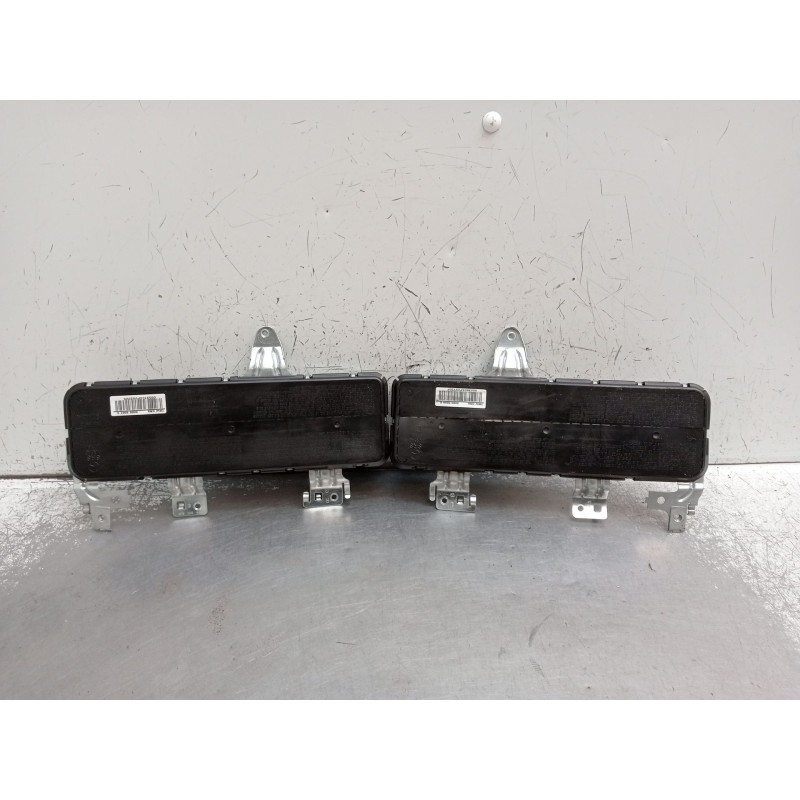 Recambio de kit airbag para mercedes-benz clk (c209) clk 320 cdi (209.320) referencia OEM IAM 0285001881  C209 2002