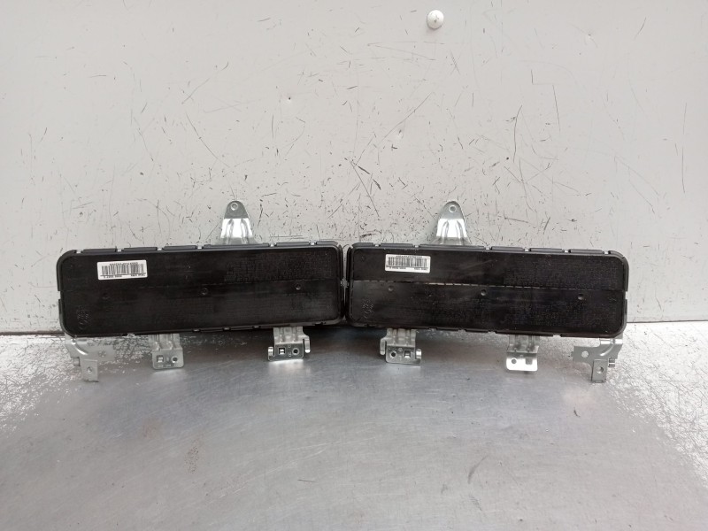 Recambio de kit airbag para mercedes-benz clk (c209) clk 320 cdi (209.320) referencia OEM IAM 0285001881  C209 2002