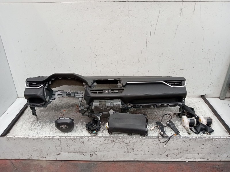 Recambio de kit airbag para toyota rav 4 v (_a5_, _h5_) 2.5 hybrid awd (axah54) referencia OEM IAM 4A0670322AA8  2022
