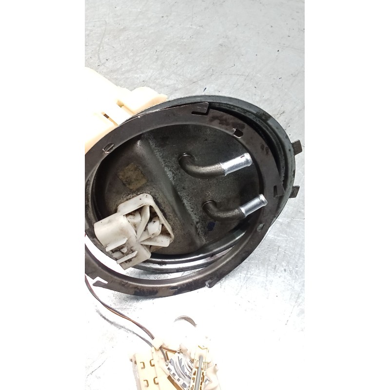 Recambio de bomba combustible para opel corsa b (s93) 1.4 i (f08, f68, m68) referencia OEM IAM 90412300 228216001002 97