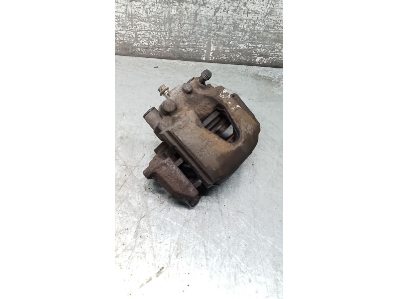 Recambio de pinza freno delantera izquierda para opel corsa b (s93) 1.4 i (f08, f68, m68) referencia OEM IAM  DELCO 97