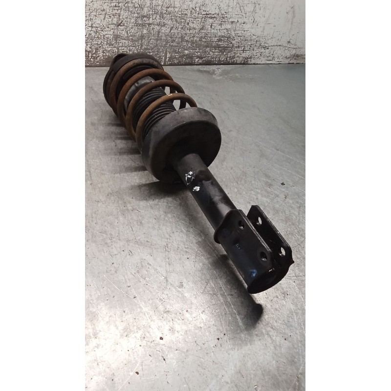 Recambio de amortiguador delantero izquierdo para opel corsa b (s93) 1.4 i (f08, f68, m68) referencia OEM IAM 22245855 90538713 