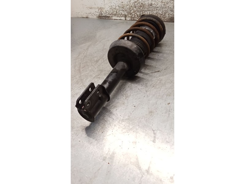 Recambio de amortiguador delantero izquierdo para opel corsa b (s93) 1.4 i (f08, f68, m68) referencia OEM IAM 22245855 90538713 