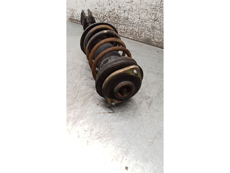 Recambio de amortiguador delantero izquierdo para opel corsa b (s93) 1.4 i (f08, f68, m68) referencia OEM IAM 22245855 90538713 