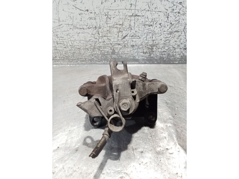 Recambio de pinza freno trasera izquierda para renault trafic ii caja/chasis (el) 2.0 (el0a) referencia OEM IAM   