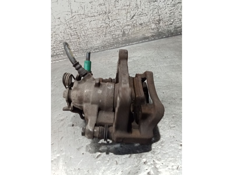 Recambio de pinza freno trasera derecha para renault trafic ii caja/chasis (el) 2.0 (el0a) referencia OEM IAM   