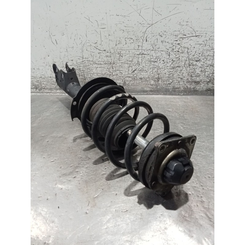 Recambio de amortiguador delantero izquierdo para mercedes-benz clase a (w169) a 180 cdi (169.007, 169.307) referencia OEM IAM  