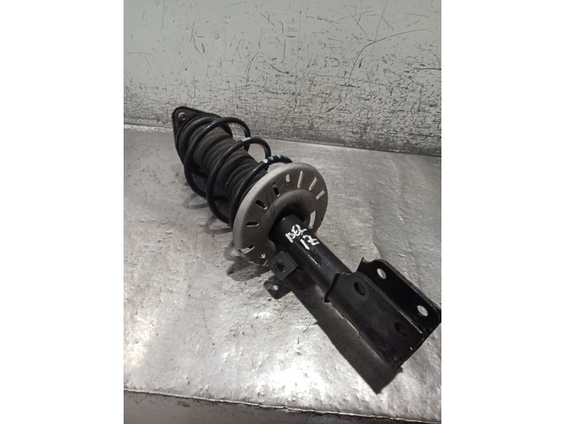 Recambio de amortiguador delantero izquierdo para peugeot 308 ii (lb_, lp_, lw_, lh_, l3_) 1.5 bluehdi 130 referencia OEM IAM   