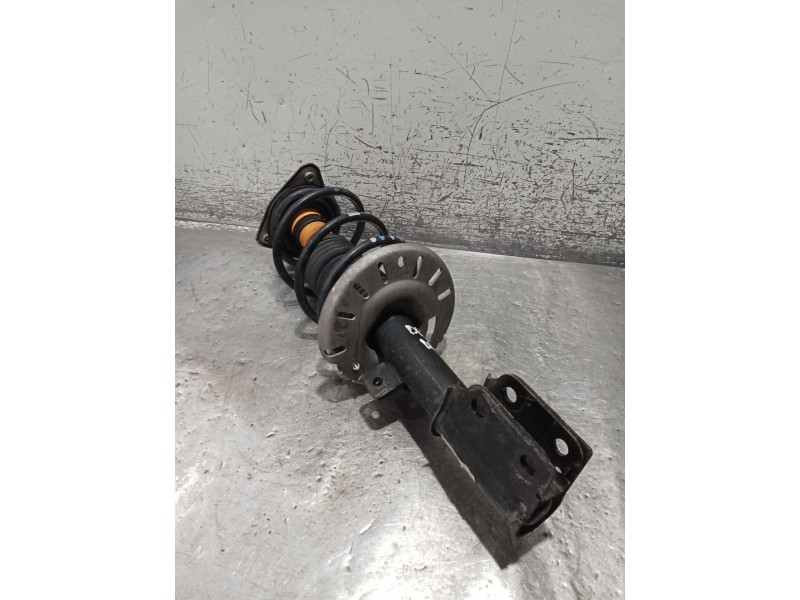 Recambio de amortiguador delantero derecho para peugeot 308 ii (lb_, lp_, lw_, lh_, l3_) 1.5 bluehdi 130 referencia OEM IAM   15
