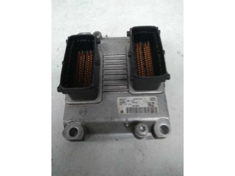 Recambio de centralita motor uce para opel corsa c 1.2 16v cat (z 12 xe / lw4) referencia OEM IAM 0261206074 BZ 