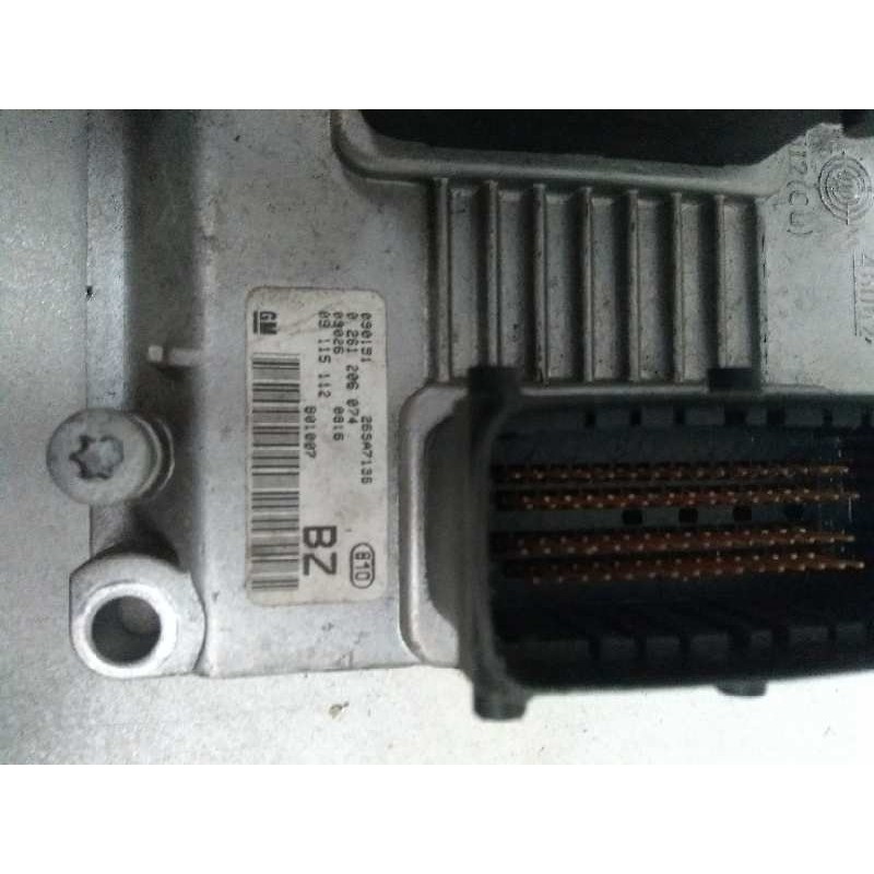 Recambio de centralita motor uce para opel corsa c 1.2 16v cat (z 12 xe / lw4) referencia OEM IAM 0261206074 BZ 