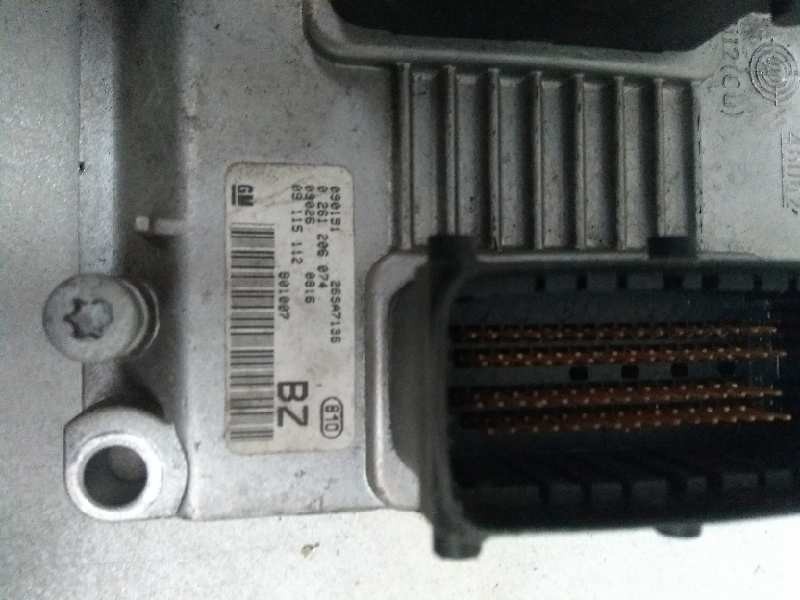 Recambio de centralita motor uce para opel corsa c 1.2 16v cat (z 12 xe / lw4) referencia OEM IAM 0261206074 BZ 