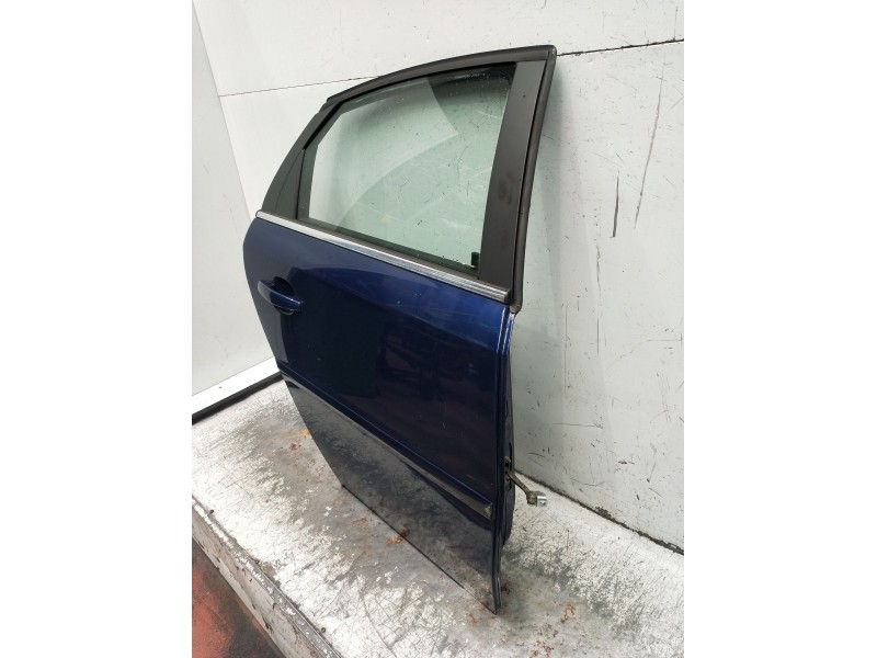 Recambio de puerta trasera derecha para opel vectra c gts (z02) 2.2 dti 16v (f68) referencia OEM IAM  5P 2003