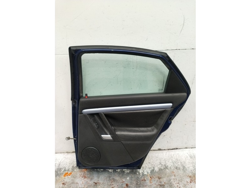 Recambio de puerta trasera derecha para opel vectra c gts (z02) 2.2 dti 16v (f68) referencia OEM IAM  5P 2003