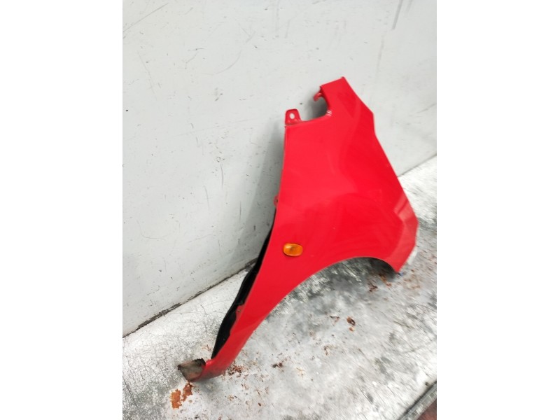 Recambio de aleta delantera derecha para chevrolet spark (m300) 1.0 referencia OEM IAM   2010