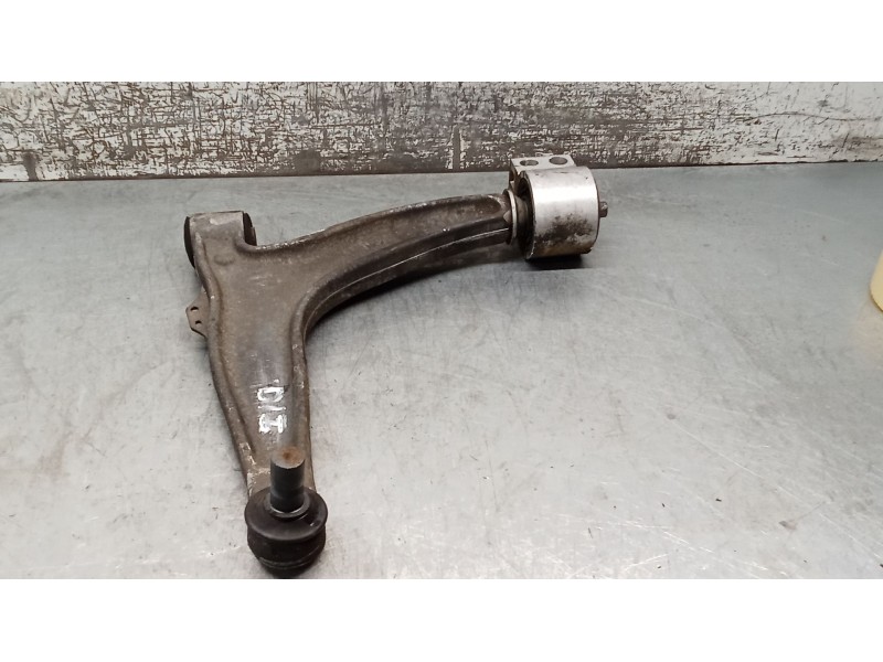 Recambio de brazo suspension inferior delantero izquierdo para opel vectra c gts (z02) 2.2 dti 16v (f68) referencia OEM IAM   03