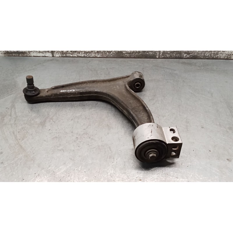 Recambio de brazo suspension inferior delantero izquierdo para opel vectra c gts (z02) 2.2 dti 16v (f68) referencia OEM IAM   03