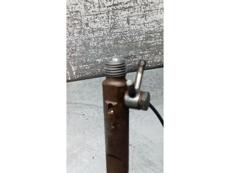 Recambio de inyector para mg zr 2.0 td referencia OEM IAM 0432193571  BOSCH